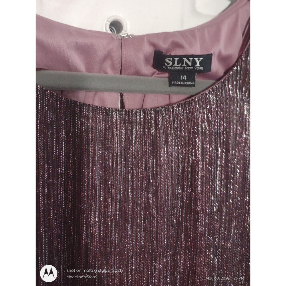 New Plus Size Plum Metallic Cape-Sleeve Dress - Picture 5 of 8